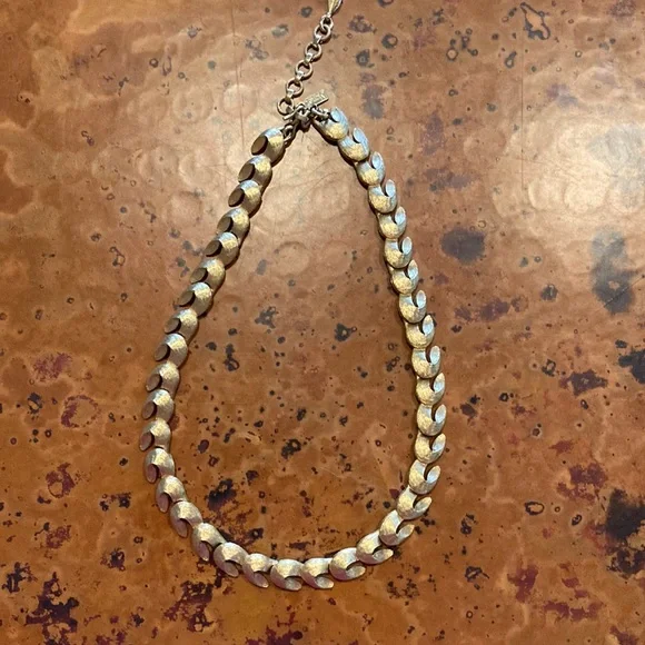 Vintage Monet Necklace - Picture 5 of 6